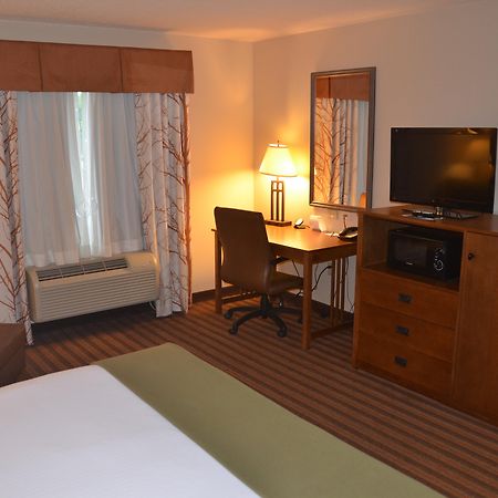 Holiday Inn Express & Suites Donegal By Ihg Buitenkant foto