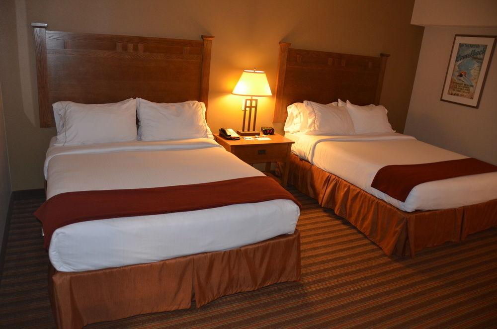 Holiday Inn Express & Suites Donegal By Ihg Buitenkant foto