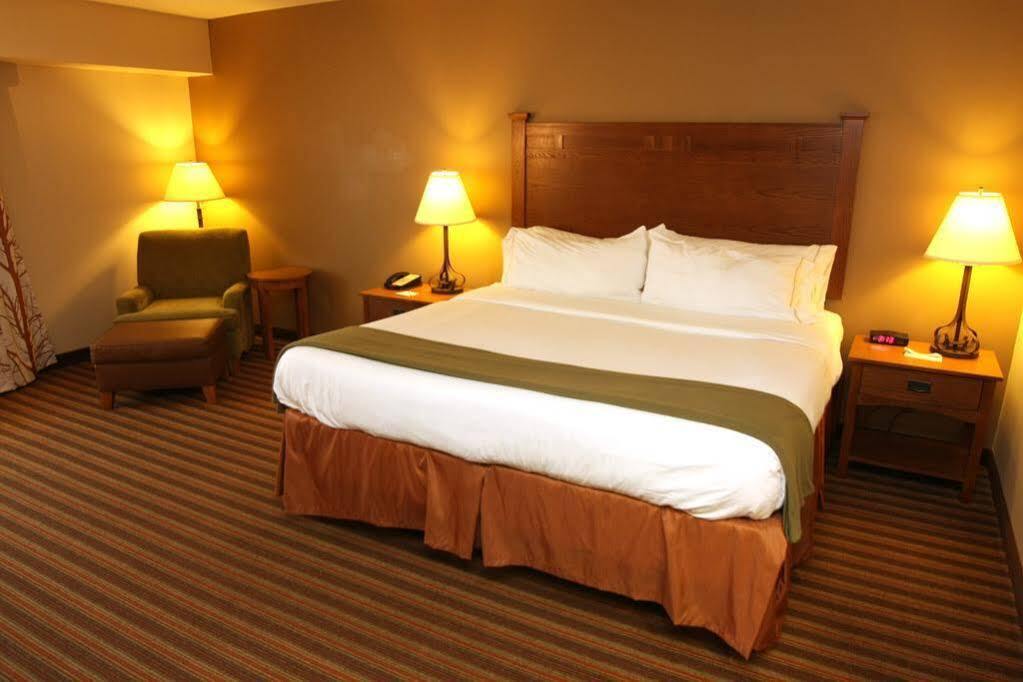 Holiday Inn Express & Suites Donegal By Ihg Buitenkant foto